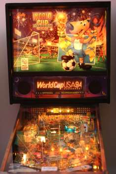 Ε.03 Pinball Φλίπερ Διαστάσεις Μήκος 140cm, πλάτος 75cm, ύψος