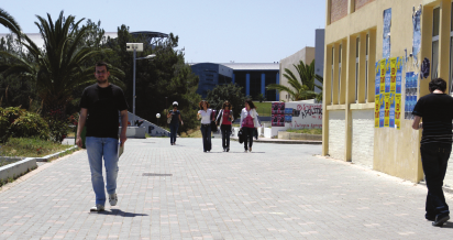 δομών, θα μπορούσαν να διδάσκονται όπως σήμερα, και στα δυο εξάμηνα.