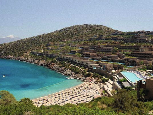 Costa Navarino: Πολυτελή Resorts και Κατοικίες,