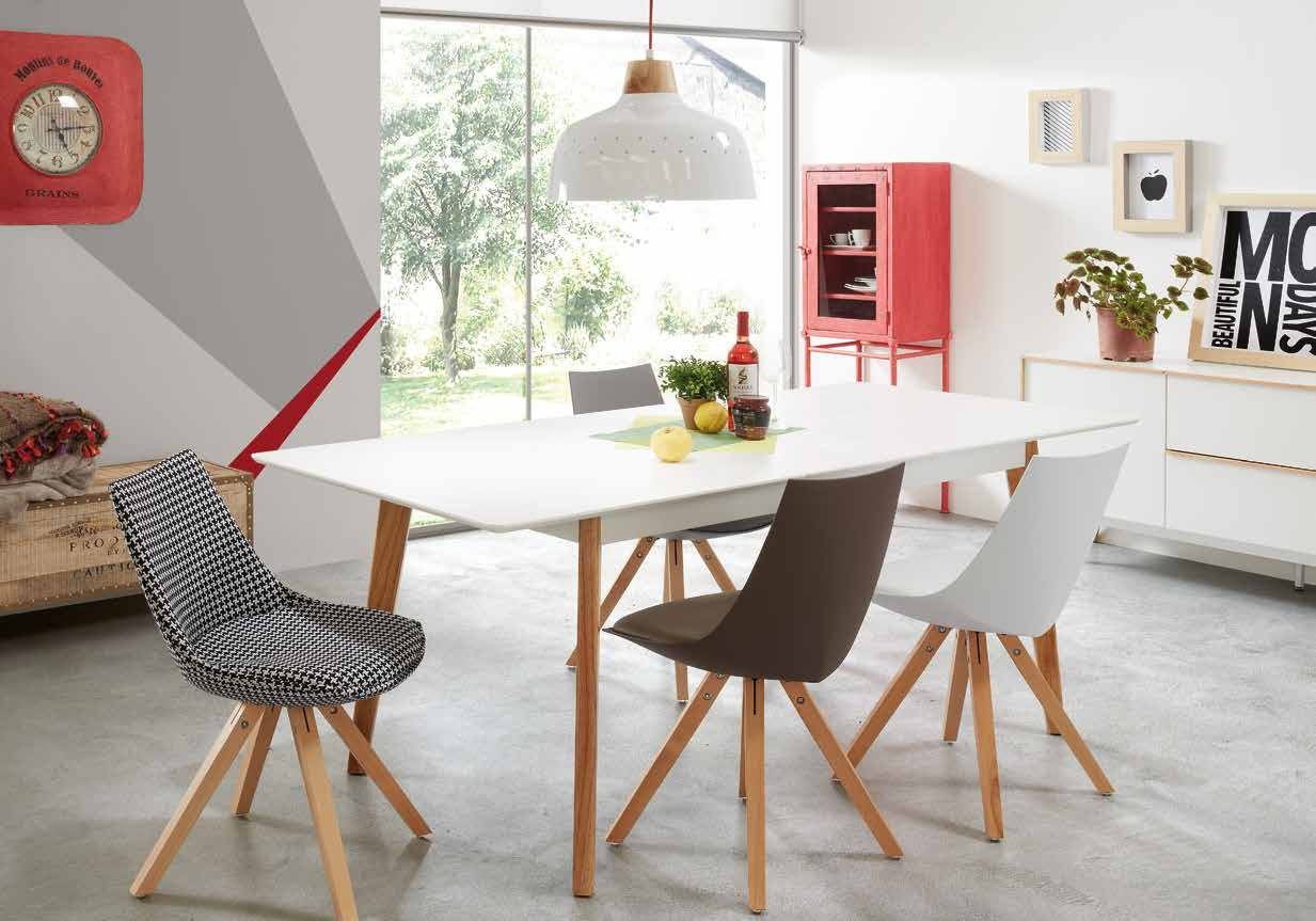 4 5 Τραπέζια Tables Τέλειος συνδυασμός Perfect combination Παρόλο που το λευκό είναι το κυρίαρχο χρώμα της συλλογής Meety, το φυσικό ξύλο στα πόμολα, τον σκελετό και τα πόδια συμπληρώνουν αρμονικά