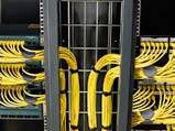 LCS 2 RACK ORMANI VERTIKALNO KABLIRANJE LCS 2 DISTRIBUTIVNI PANELI - brza instalacija i lako održavanje -