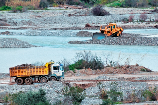 Δυστυχώς, η χώρα μας, που διαθέτει μία από τις σημαντικότερες μεταλλευτικές εξορυκτικές δραστηριότητες εντός Ε.