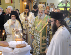 Ἐτελέσθη κατὰ τὸ ἔθος Πανηγυρικὴ Ἀγρυπνία, μετὰ εἰδικοῦ Πολυελέου καὶ εἰδικῶν πολὺ κατανυκτικῶν Ἐγκωμίων καὶ Εὐλογηταρίων.