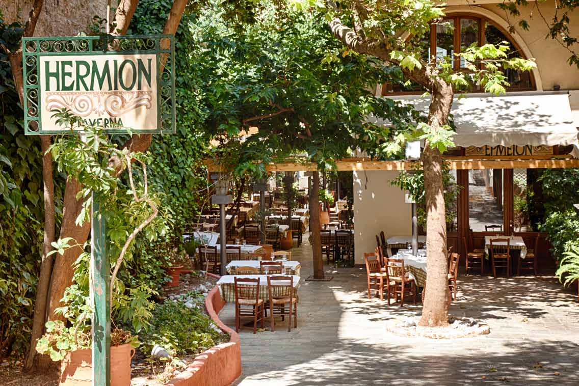 An ideal destination for business lunches and dinners, Hermion combines the easy accessibility of the center with the premium services provided at a