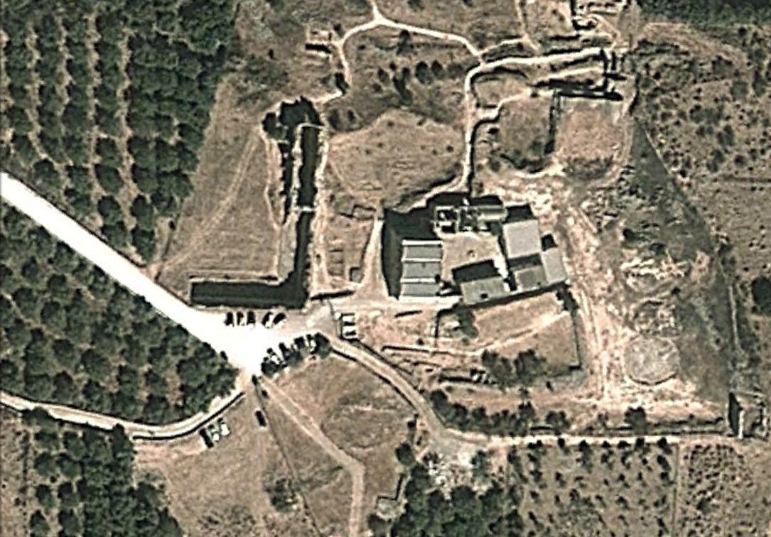 ΚΕΦΑΛΑΙΟ 5 ο Εφαρμογή σε δεδομένα γεωραντάρ T B M N 64m Εικόνα 5.1: Δορυφορική εικόνα από το Google Earth του αρχαιολογικού χώρου της Απτέρας.