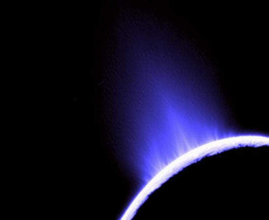 Το 2005 το διαστημικό σκάφος της NASA Cassini εξερεύνησε τον Εγκέλαδο και διαπιστώνοντας ότι η παγωμένη επιφάνεια του