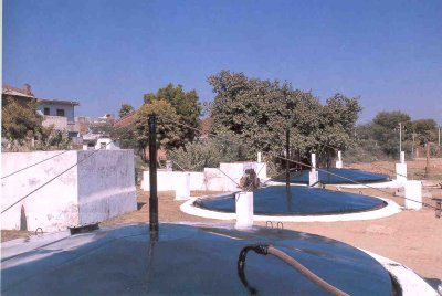 Näiteks endise Pääsküla prügimäel toodetud biogaasiga köetakse osaliselt siiamaani sealsetes läheduses asuvaid kortereid ja soojendatakse selle abil vett.