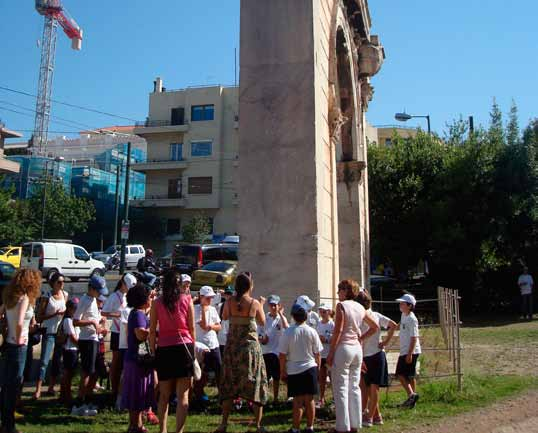 Γενικά, τα παιδιά συμμετείχαν ενεργά με ερωτήσεις και σχόλια.