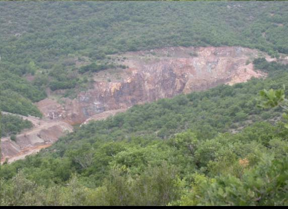 Τρόποι εκμετάλλευσης 1973-1981 1981 υπόγεια εκμετάλλευση 1989-1992 1992 επιφανειακή Παραγωγή 1973-1981 1981 : 132.000 τόνοι μεταλλεύματος 1989-1992 1992 : 120.