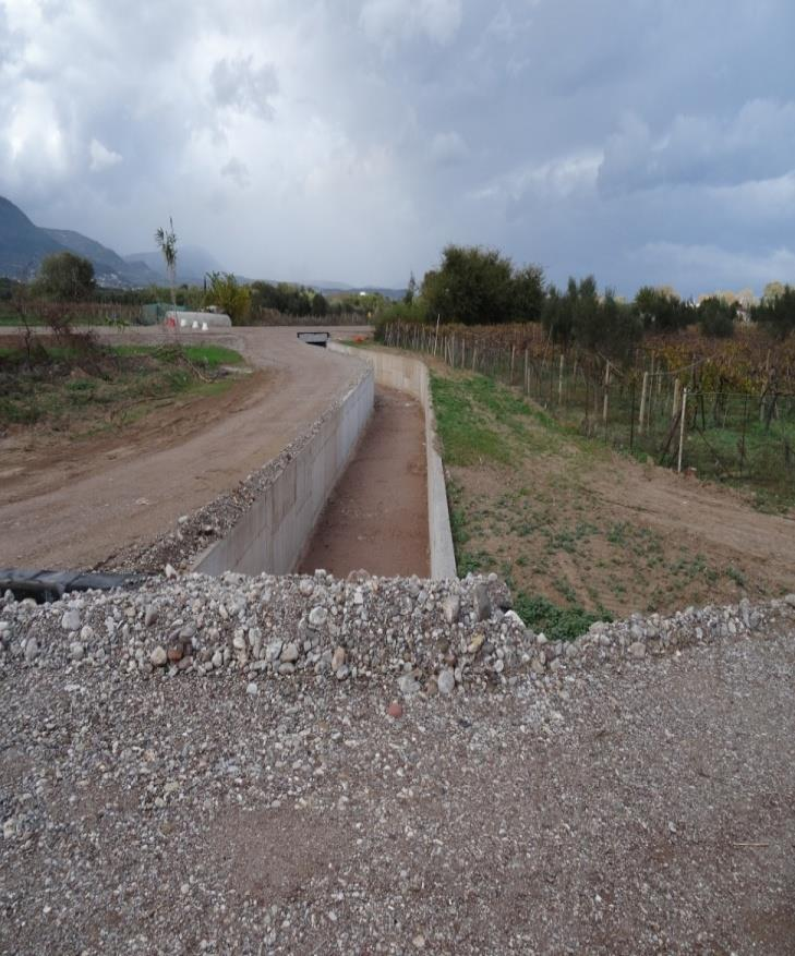 ΟΙ ΥΠΑΡΧΟΝΤΕΣ ΑΠΟΔΕΚΤΕΣ ΕΙΝΑΙ ΣΕ ΚΑΚΗ ΚΑΤΑΣΤΑΣΗ ΕΧΟΥΝ ΠΟΛΥ ΜΙΚΡΟΤΕΡΕΣ ΔΙΑΣΤΑΣΕΙΣ ΑΠΟ ΤΙΣ ΝΕΕΣ ΤΑΦΡΟΥΣ ΟΙ ΟΠΟΙΕΣ