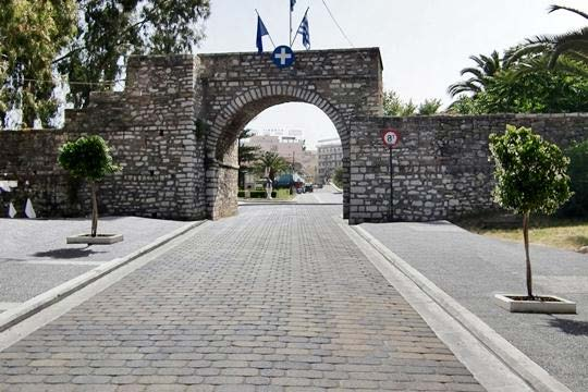 Η πόλη είναι χτισμένη σε έναν