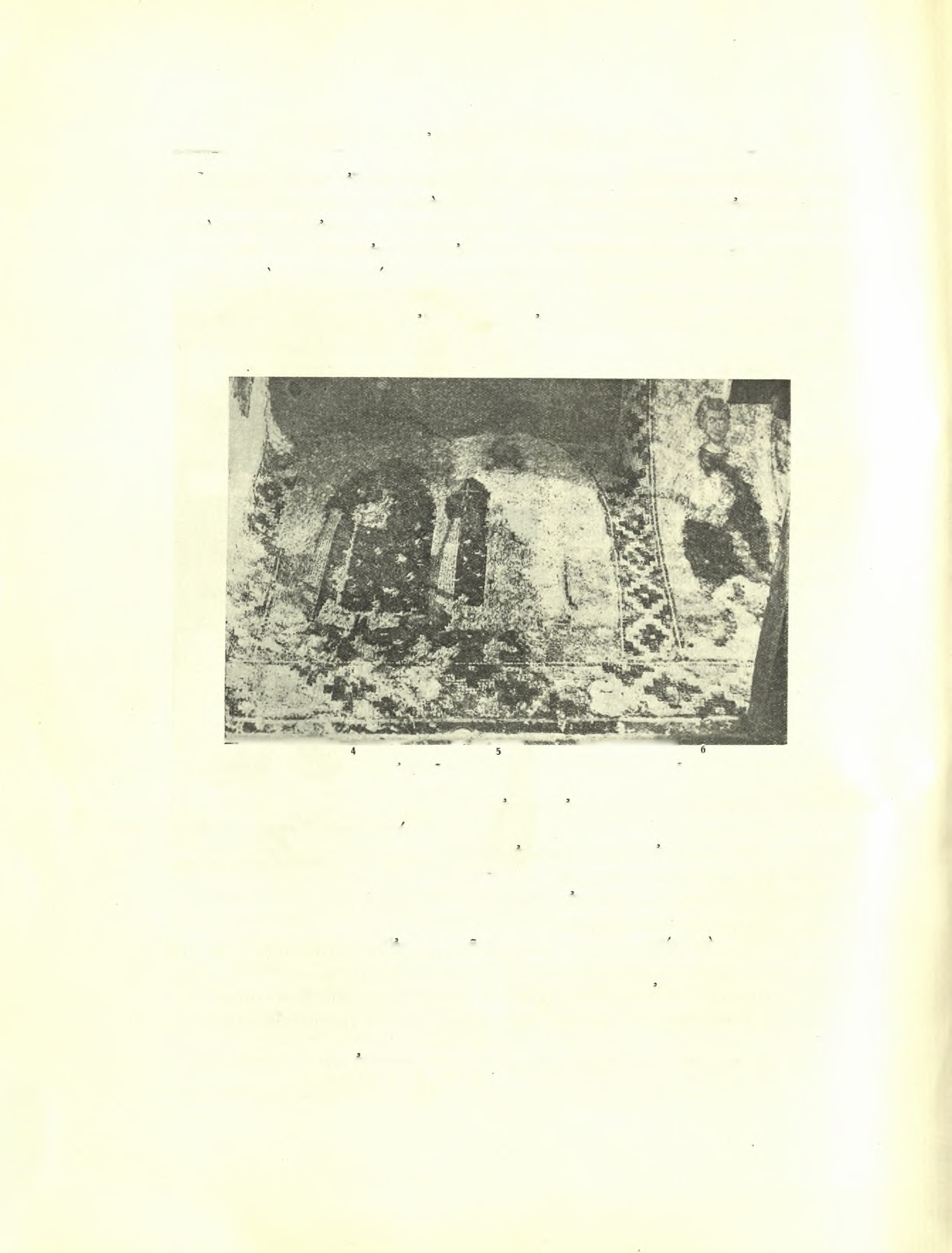 136 Ανδρέον Ξνγγοπούλου ΑΕ 1932 ή είναι δηλωτική τοΰ αξιώματος τοΰ 'Αγίου (Σκρινιάριος τής δουκικής τάξεως) ή, δπερ θεωρούμεν πιθανώτερον, παριστά την «ζώνην» τοΰ 'Αγίου, περ'ι ής γίνεται ευρύτατος