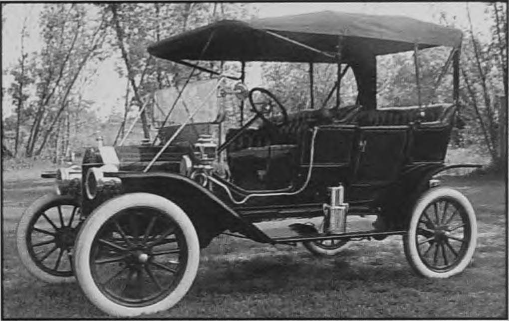 Την εποχή εκείνη μόνο λίγοι προνομιούχοι διέθεταν αυτοκίνητο. Ο σκοπός του Χένρυ Φορντ ήταν να "κινήσει όλο τον κόσμο" και να κατασκευάσει ένα προσιτό όχημα για όλους.