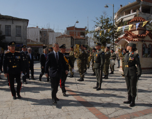 Το πρόγραμμα εκπαίδευσης κατά τη διάρκεια της διαβίωσης των Σπουδαστών στον καταυλισμό στον Όλυμπο περιελάμβανε τα ακόλουθα αντικείμενα: Τα αποκαλυπτήρια του Μνημείου