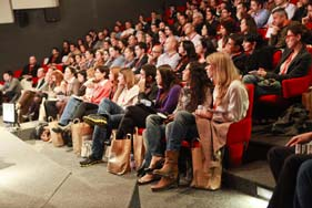 Με ώθηση λοιπόν την έκρηξη στο Μαρί, ο Δρ Αλέξανδρος Χαραλαμπίδης, στην TEDxNicosia ομιλία του, διερωτάται κατά πόσον η παγκόσμια κοινότητα είναι έτοιμη για ένα καθολικό black-out λόγω της αλόγιστης