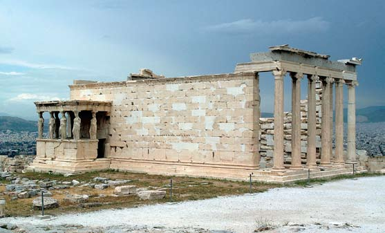 Οι παλαιότερες αναστηλωτικές επεμβάσεις στα μνημεία της Ακρόπολης Οι σύγχρονες αναστηλωτικές επεμβάσεις στα μνημεία της Ακρόπολης Μετά τις πρώτες εκκαθαριστικές επεμβάσεις, που αποσκοπούν στην