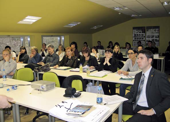 Vsi, ki ste se udeležili tradicionalnega februarskega seminarja, ste bili priča interaktivni predstavitvi rešitev distribucije zraka v povezavi z našim izbornim programom.