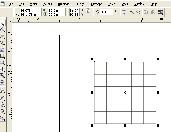 Επιλέγουμε το εργαλείο Graph Paper Tool και ρυθμίζουμε να έχει 5 οριζόντια και 5 κάθετα κουτάκια.