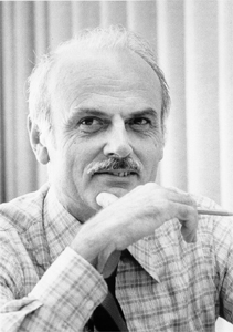 Relational DBMS Ο Edgar Codd στην IBM εκδίδει σειρά μελετών το 1970 με τίτλο «A Relational Model of Data for Large Shared Data Banks» Σε αυτές τις ΒΔ τα δεδομένα απεικονίζονται με την μορφή