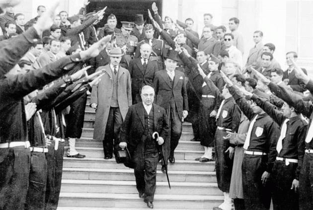 Ο Ι. Μεταξάς για το Πανεπιστήμιο Θεσσαλονίκης Σε επίσκεψη που πραγματοποίησε το 1937 ο Ι. Μεταξάς στη Θεσσαλονίκη τού έγινε μεγάλη υποδοχή στην αίθουσα τελετών.