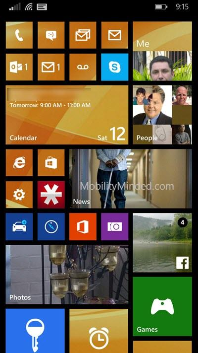 Εικόνα 8. Windows Phone 8.1 launcher (2014) Το 1999 η RIM κυκλοφόρησε την πρώτη συσκευή BlackBerry, παρέχοντας ασφαλείς επικοινωνίες push-email σε πραγματικό χρόνο σχετικά με τις ασύρματες συσκευές.