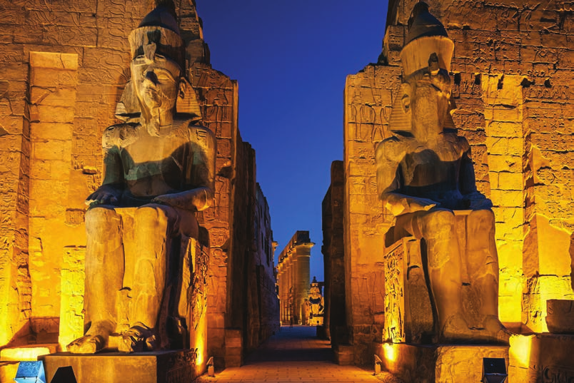 2η μέρα: Κάιρο Πρωινό και η σημερινή μας ολοήμερη ξενάγηση στο Κάιρο, θα ξεκινήσει με το αρχαιολογικό μουσείο του Καΐρου, συνεχίζουμε με τις επιβλητικές Πυραμίδες της Γκίζας, ένα από τα εφτά θαύματα