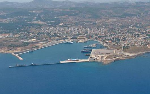 Η ακτοπλοϊκή κίνηση του Λιμένος Λαυρίου αφορά τους προορισμούς: Κέα,Κύθνο,Σύρο,Καβάλα,ΆγιοΕυστράτιο,Ψαρά,Λήμνο,Χίο.