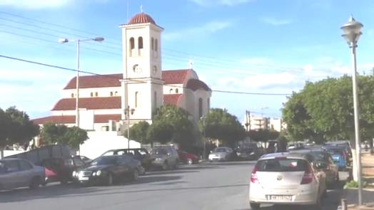 Παναγία Καμαριανή Η Ιερά Εικόνα της «Παναγίας Καμαριανής» βρέθηκε με θαυματουργικό τρόπο κατά τον 19ο αιώνα στην πόλη της