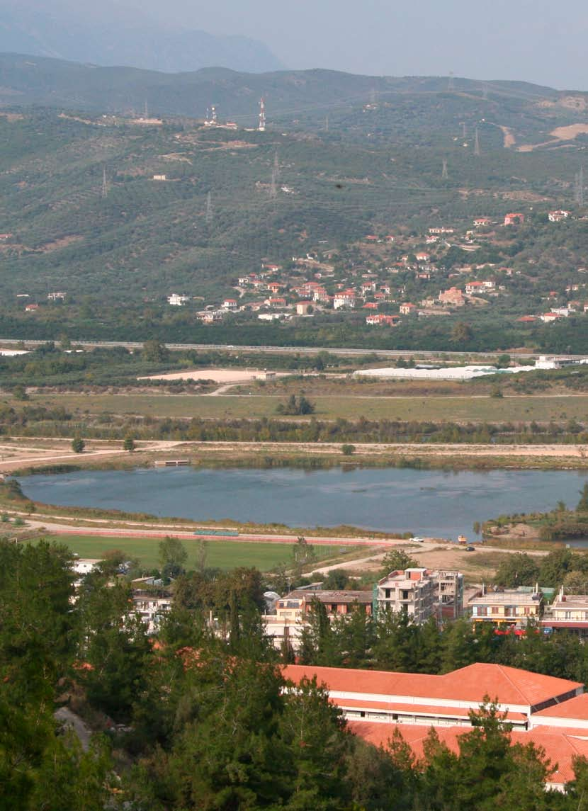 22 Τεχνητή λίμνη στο