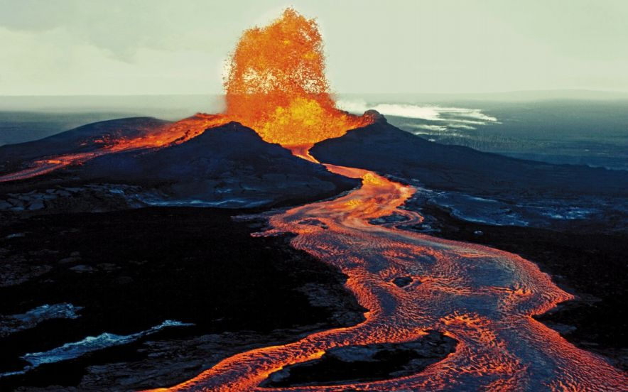 1.6.1. Εκρήξεις Ισλανδικού τύπου (Iceland type eruptions). Είναι μεγάλης κλίμακας εκχύσεις λάβας με μεγάλη ρευστότητα.
