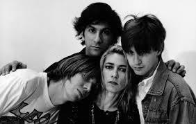 Sonic youth Οι Sonic Youth ήταν εναλλακτικό ροκ συγκρότημα από την Νέα Υόρκη που σχηματίστηκε το 1981.