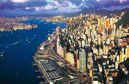 ΑΘΗΝΑ - ΧΟΝΓΚ ΚΟΝΓΚ Συνάντηση στο αεροδρόμιο και πτήση με ενδιάμεσο σταθμό για το Χονγκ Κονγκ την Νέα Υόρκη της Άπω Ανατολής και το σημαντικότερο λιμάνι της Κίνας. 2.