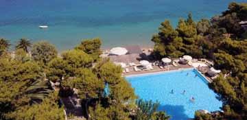 Kinetta Beach Resort & Spa 4* Κινέττα King Saron Hotel 4* Kαλαμάκι Κορινθίας 2 ΠΑΙΔΙΑ ΔΩΡΕΑΝ ΠΛΗΡΗ ΔΙΑΤΡΟΦΗ 2 ΠΑΙΔΙΑ ΔΩΡΕΑΝ ΠΛΗΡΗ ΔΙΑΤΡΟΦΗ Σε απόσταση αναπνοής από την Αθήνα, το ξενοδοχείο Kinetta