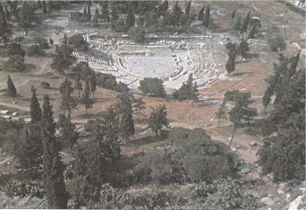 3. Το θέατρο του Διονύσου από το ύψος της