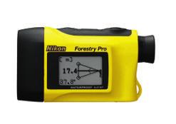 Forestry Pro Τηλέμετρα laser Ιδανικό για βασικές δασικές και τοπογραφικές εργασίες εμφάνιση σε μέτρα, γυάρδες ή πόδια Εύρος μέτρησης: 10-500 m/11-550 yds./33-999 ft.