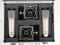 877,38 007023 U 87 Ai mt Large diaphragm microphone with 3 switchable patterns.