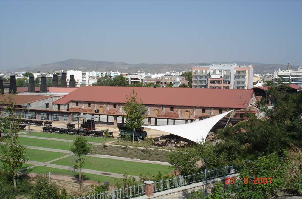 (πηγή: προσωπικό αρχείο ) β. Το µικρό Εργοστάσιο Παραγωγής ολωµάτων Στρυχνοκάρπου στα Παλιά κτίσθηκε το 1932 από το Υπουργείο Γεωργίας και λειτούργησε µέχρι το 1976.