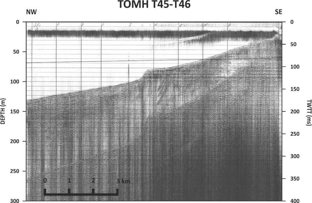 (α) (β) Εικόνα 4.7: Σεισμική τομογραφία Τ45-Τ46 υποδομής πυθμένα τύπου Sparker. (α) πρωτογενές προφίλ και (β) επεξεργασμένο προφίλ.