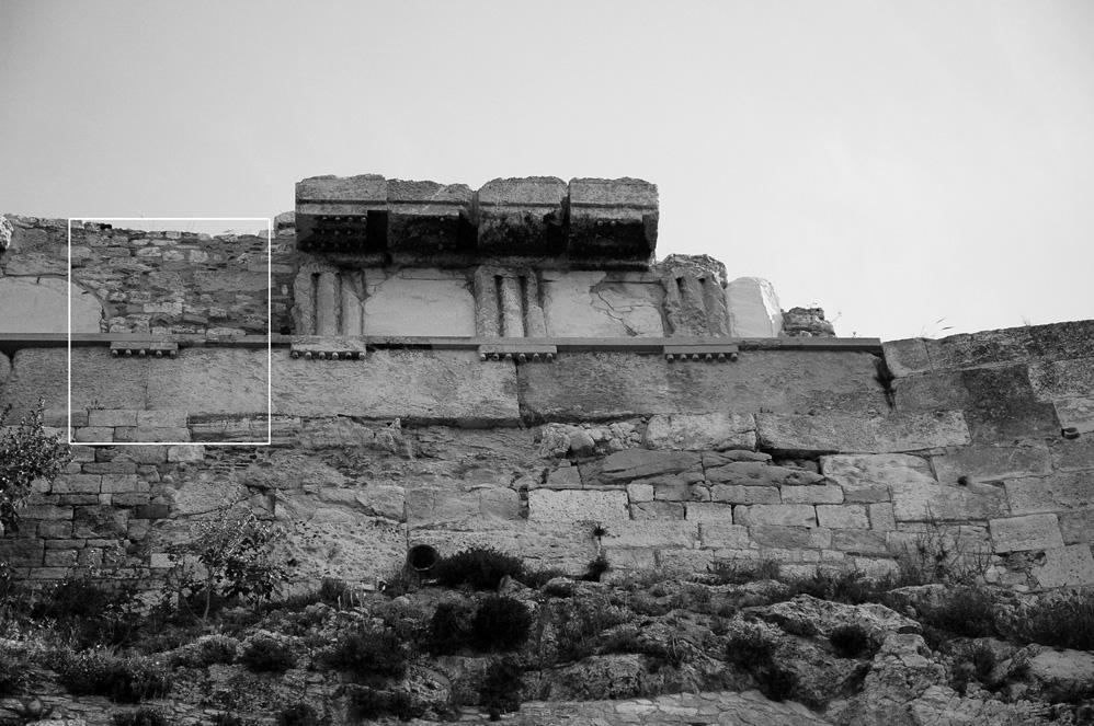 THE ROLE OF CYCLADIC WORKSHOPS IN LATE ARCHAIC ARCHITECTURAL CHANGE which for many reasons is closely related to the Alcmeonids temple of Apollo at Delphi.