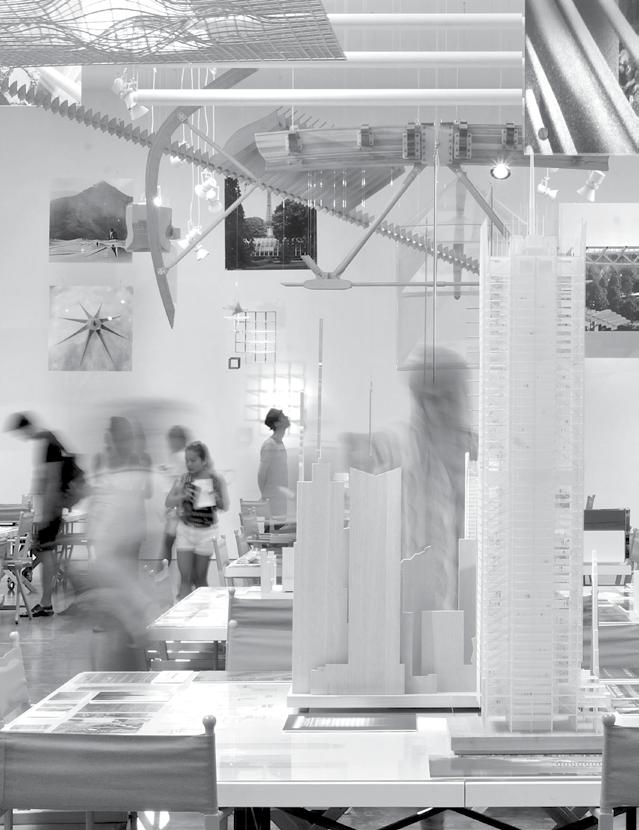 27/4-23/7 Δευτέρα - Κυριακή 06.00-00.00 ΦΑΡΟΣ* *Μέγιστη χωρητικότητα: 100 άτομα RPBW 16 Piece by Piece Renzo Piano Building Workshop «Είναι σίγουρα δύσκολο να εκθέσεις επιτυχώς την αρχιτεκτονική.