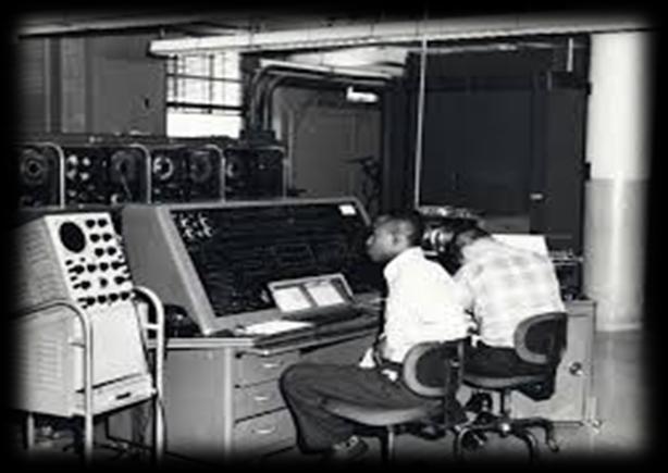 UNIVAC, 1947 Σηματοδοτεί την εισαγωγή των υπολογιστών στην αγορά και