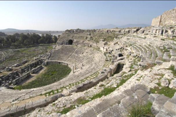 Μίλητος Πρωτοπόρος και σημαντικότερη αποικιακή δύναμη ήταν η Μίλητος. Θεωρείται ότι οι πρώτες αποικίες της ήταν η Σινώπη, η Τραπεζούντα στη Μαύρη Θάλασσα και η Κύζικος.