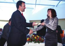 ειδησεογραφία ενηµέρωση τησαν ο Πρόεδρος κ. Ε. Καπετανάκης, ο Αντιπρόεδρος κ. Β. Ζαχαρόπουλος, η Διευθύντρια της Σχολής Επαγγελμάτων Υγείας και Πρόνοιας κα Ζ.