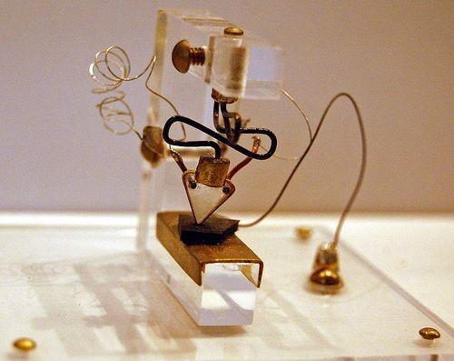 Το πρώτο transistor 1948