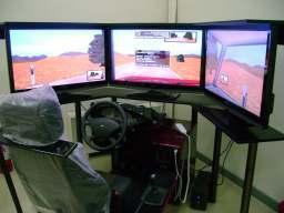 Ο ΠΡΟΣΟΜΟΙΩΤΗΣ (Foerst Driving Simulator FPF) Πλεονεκτήµατα: Ρεαλιστική αίσθηση οδήγησης. Εξελιγµένο λογισµικό προσοµοίωσης. υνατότητα συλλογής και αποθήκευσης πλήθους µετρήσεων ανά 30 50 msec.