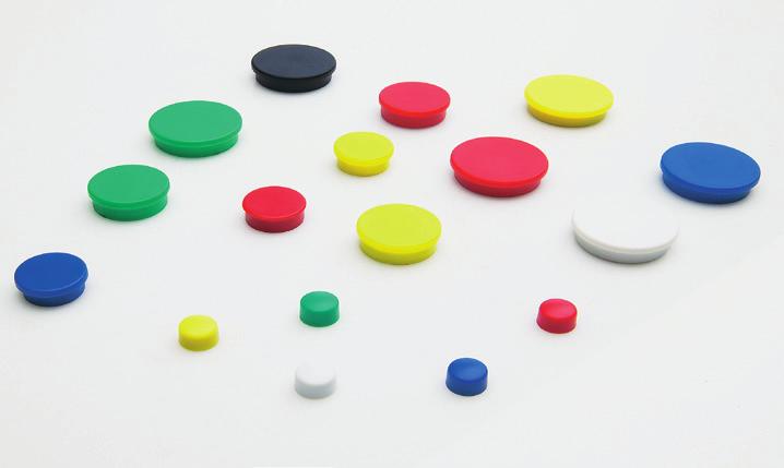 ΜΑΓΝΗΤΕΣ MAGNETS Μαγνήτες Στρογγυλοί, επίπεδοι μαγνήτες διαθέσιμοι σε διάφορα μεγέθη και χρώματα, σε συσκευασία των δέκα τεμαχίων. Memo: 6 διαφορετικά χρώματα.