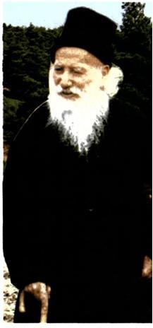 Ο γέροντας π. Πορφύριος Μπαϊρακτάρης (1906-1991). Α- νάπαυσε πολλές ψυχές με την αγιότητα και τις συμβουλές του. τους στην ψυχική διάθεση.