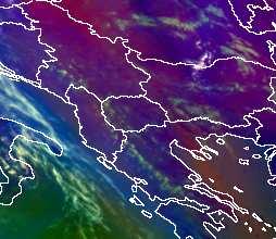 Στην θαλάσσια περιοχή της νότιας Ιταλίας υπάρχει µια θερµή και υγρή αέρια µάζα.
