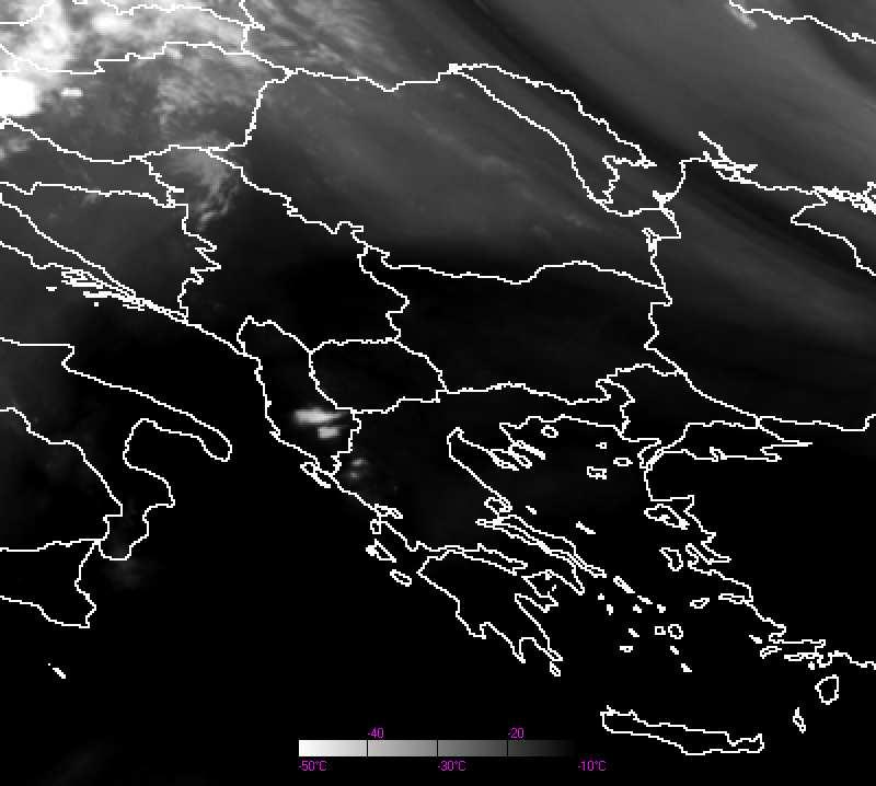 (εικόνα 71γ). -11 12:00 13:00 α) β) Α Α 15:00 17:00 γ) δ) Εικόνα 72: Κανάλι υδρατµών στα 7,3 µm στις α) 12:00 UTC, β) 13:00 UTC, γ) 15:00 UTC, δ) 17:00 UTC στις 22 Αυγούστου 2009.
