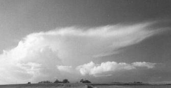 Cumulonimbus (Cb) Είναι τα καταιγιδοφόρα νέφη.